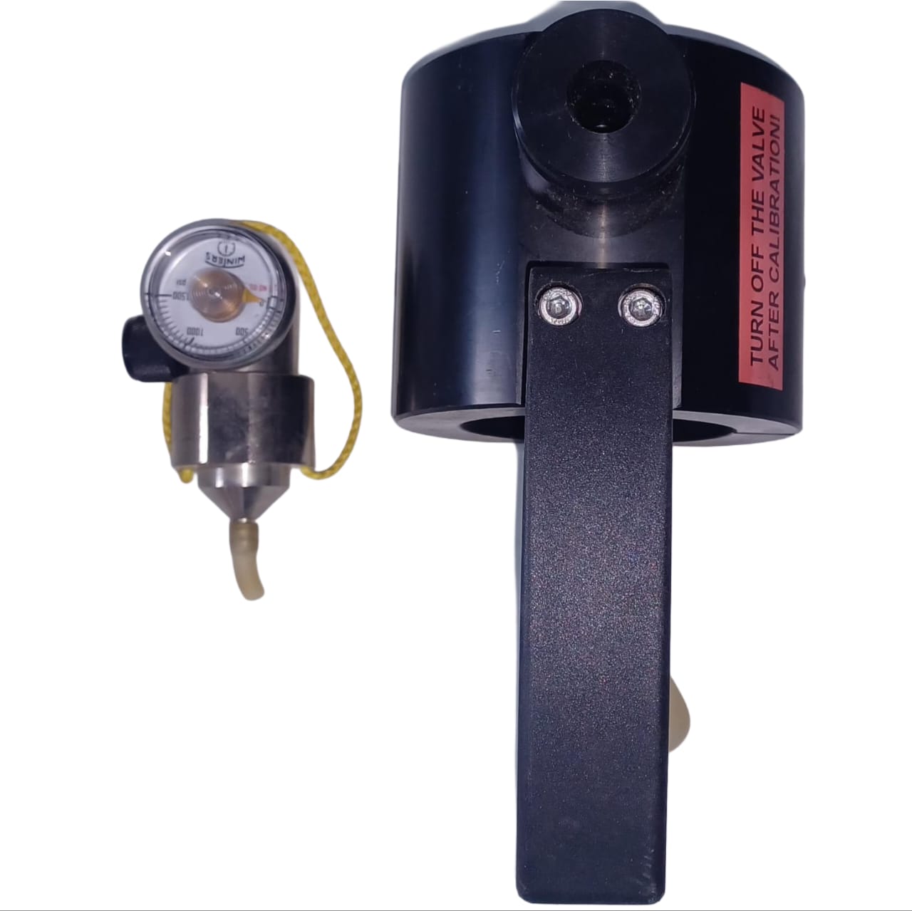 DISPOSITIVO DE CALIBRACIÓN PARA SENSORES TIPO M1100 / K1100 - ELICROM
