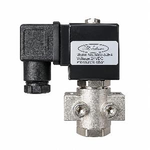 Electrovalvula Solenoide N/O a 24V D, coneccion de ¼ NPT de Acero Inoxidable